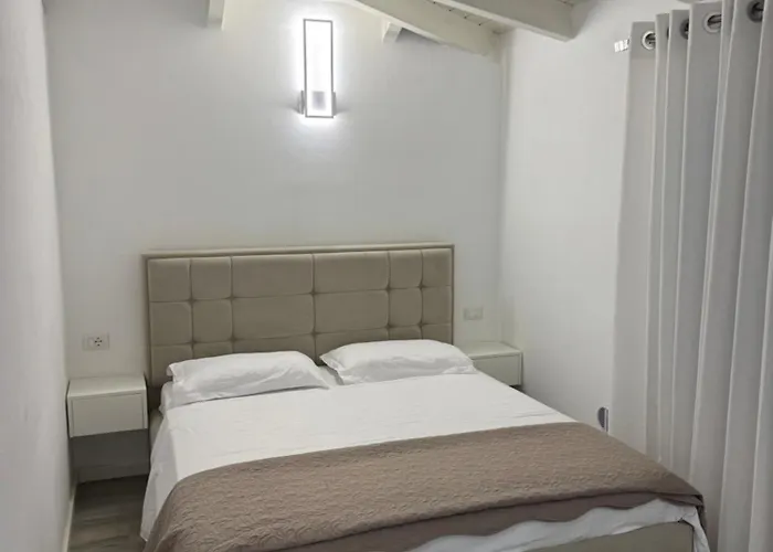 Tirana comfort suites Habitación en casa particular *